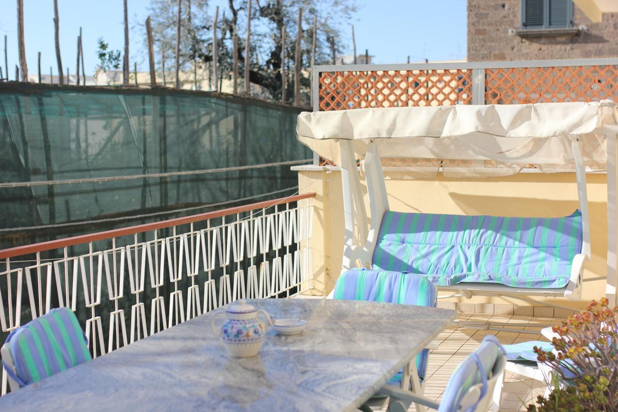 Domus Marziale Apartment Sorrento Luaran gambar