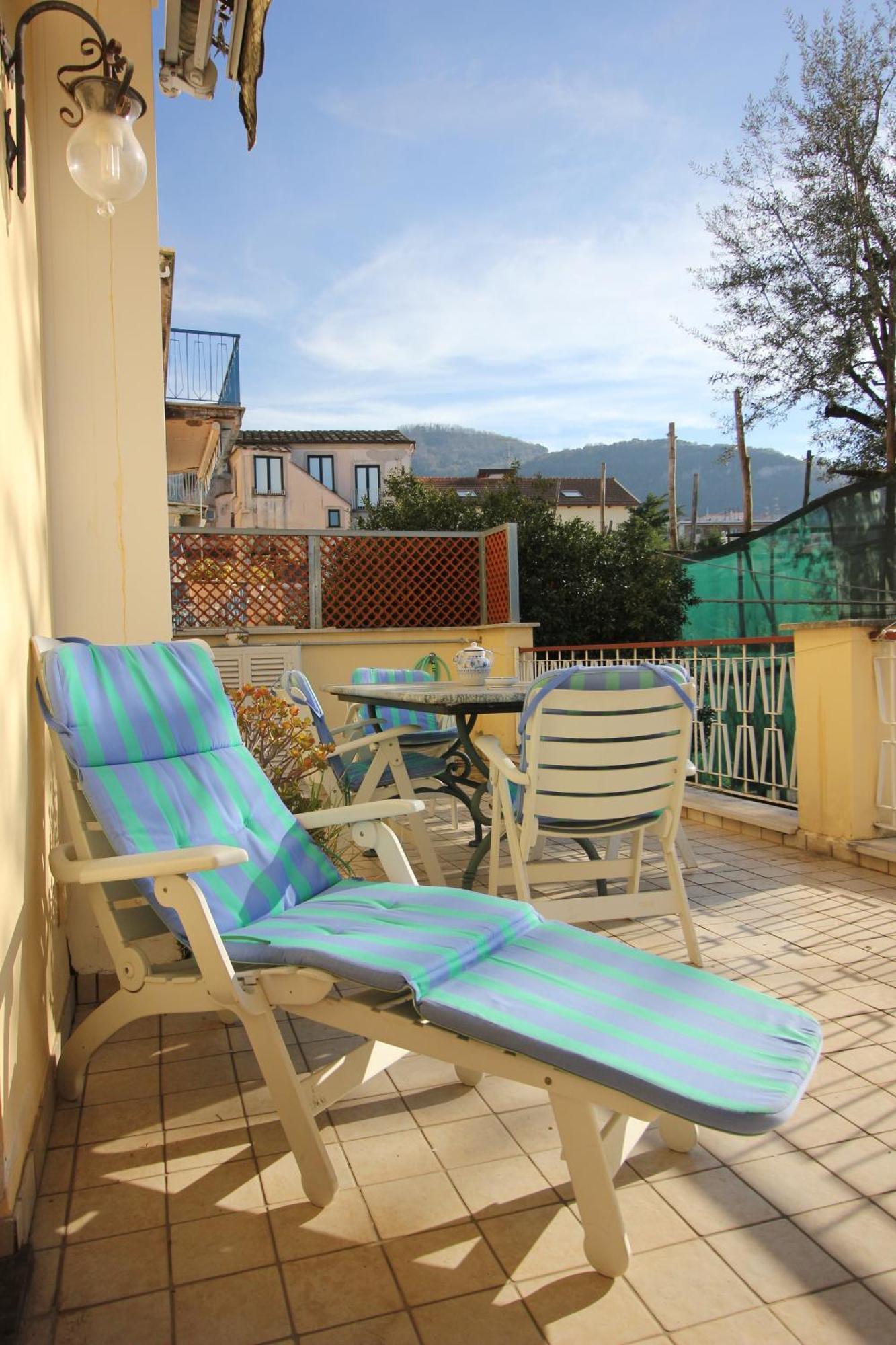 Domus Marziale Apartment Sorrento Luaran gambar